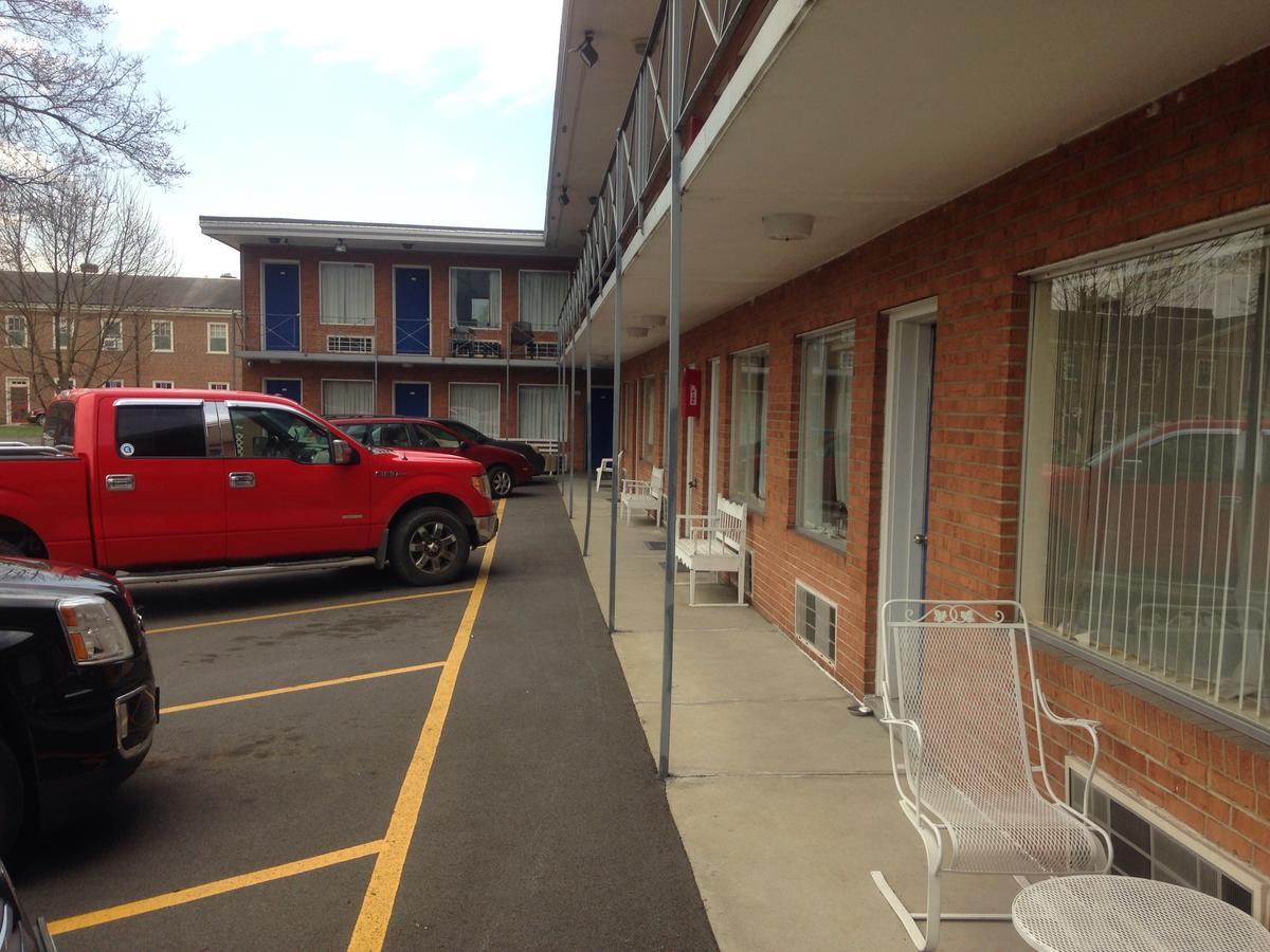 Budget Inn Near Westrock Covington Esterno foto