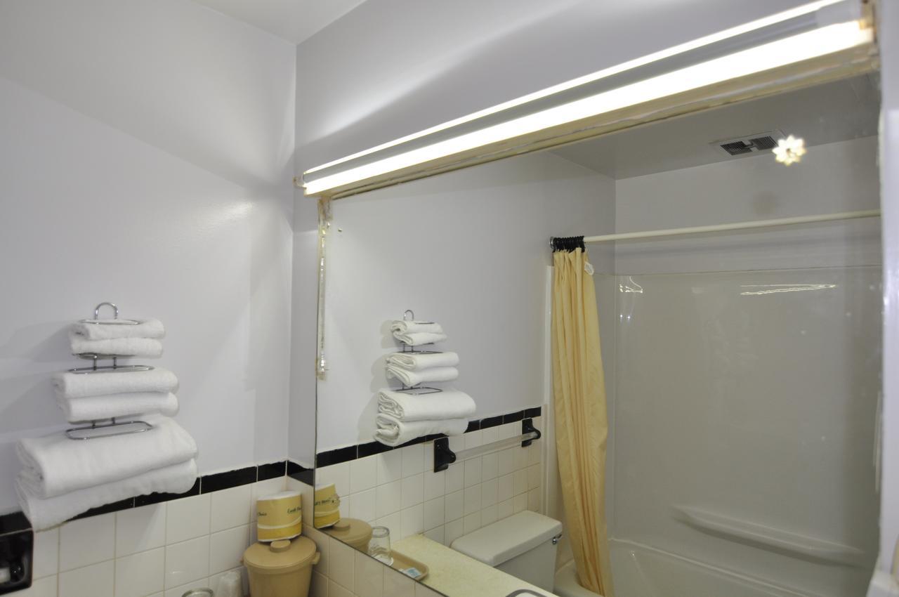 Budget Inn Near Westrock Covington Esterno foto
